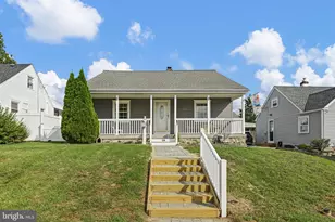 29 Green Ln, Aston, PA 19014 - Photo 1