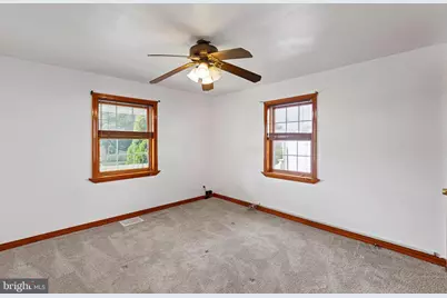 29 Green Lane, Aston, PA 19014 - Photo 13
