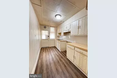 930 McDowell Avenue, Chester, PA 19013 - Photo 9