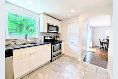 640 Pennsylvania Avenue, Prospect Park, PA 19076 - Photo 13