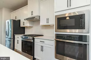127 Kyle Sq, Media, PA 19063 - Photo 9
