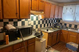 207 Highland Ave, Chester, PA 19013 - Photo 9