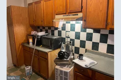 207 Highland Avenue, Chester, PA 19013 - Photo 11
