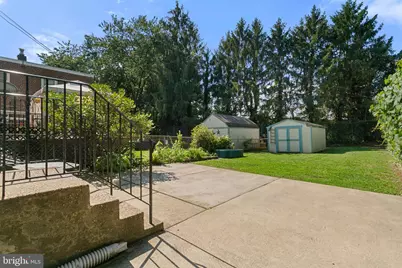 130 S Wells Avenue, Glenolden, PA 19036 - Photo 21