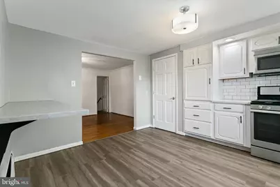 130 S Wells Avenue, Glenolden, PA 19036 - Photo 3