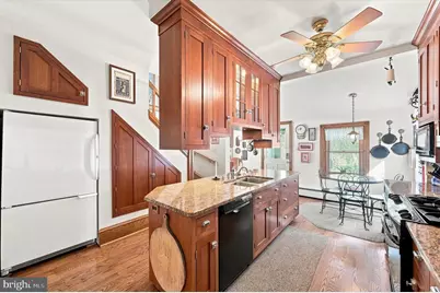 59 W Greenwood Avenue, Lansdowne, PA 19050 - Photo 17