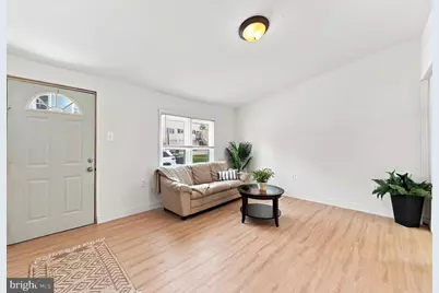 35 Marshall Avenue, Marcus Hook, PA 19061 - Photo 3