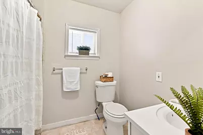 35 Marshall Avenue, Marcus Hook, PA 19061 - Photo 9