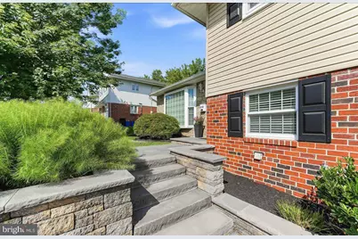 310 Columbia Place, Broomall, PA 19008 - Photo 3