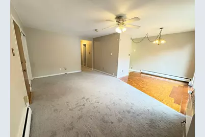 100 E Glenolden Avenue #C-4, Glenolden, PA 19036 - Photo 3