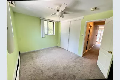 100 E Glenolden Avenue #C-4, Glenolden, PA 19036 - Photo 13
