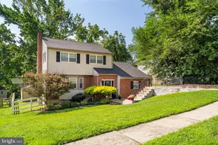 24 Winding, Upper Chichester, PA 19061 - Photo 1