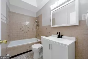 7032 Clover Ln, Upper Darby, PA 19082 - Photo 15