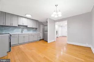 7032 Clover Ln, Upper Darby, PA 19082 - Photo 9