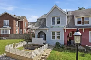 1 Spruce St, Marcus Hook, PA 19061 - Photo 3