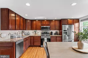2500 Stoneybrook Ln, Drexel Hill, PA 19026 - Photo 9