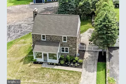 125 S Sproul Road, Broomall, PA 19008 - Photo 5
