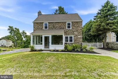 125 S Sproul Road, Broomall, PA 19008 - Photo 3