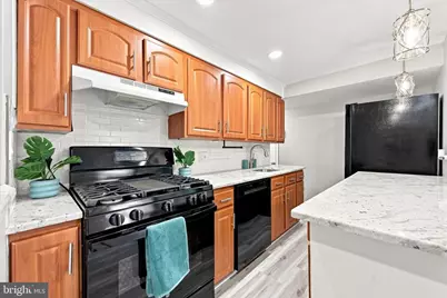 105 Fronefield Avenue, Marcus Hook, PA 19061 - Photo 9