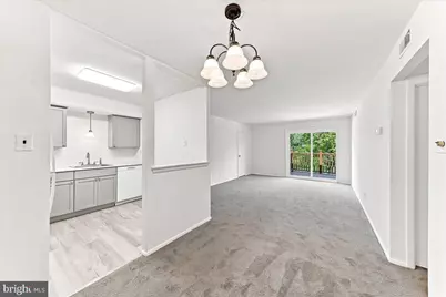 5200 Hilltop Drive #B-22, Brookhaven, PA 19015 - Photo 9