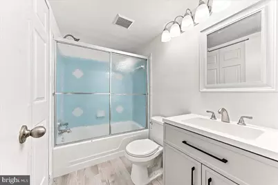 5200 Hilltop Drive #B-22, Brookhaven, PA 19015 - Photo 11