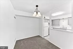 5200 Hilltop Dr, Brookhaven, PA 19015 - Photo 5