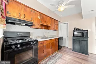 7 Oakley Rd, Upper Darby, PA 19082 - Photo 11