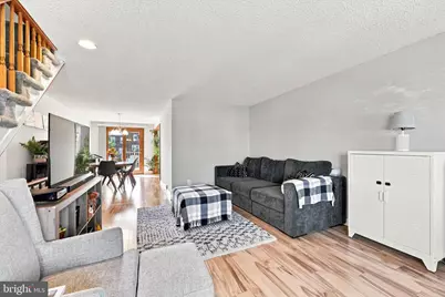 5127 Gramercy Drive, Clifton Heights, PA 19018 - Photo 3
