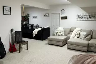 702 Carriage Cir, Upper Chichester, PA 19014 - Photo 43