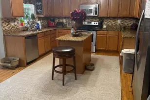 702 Carriage Cir, Upper Chichester, PA 19014 - Photo 7