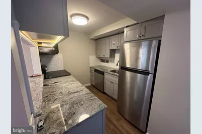 21 Park Vallei Lane #21, Brookhaven, PA 19015 - Photo 9
