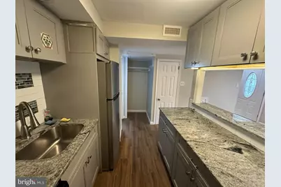 21 Park Vallei Lane #21, Brookhaven, PA 19015 - Photo 5
