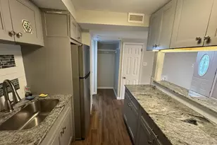 21 Park Vallei Ln, Brookhaven, PA 19015 - Photo 5