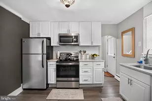 300 Walnut St, Upper Chichester, PA 19061 - Photo 11