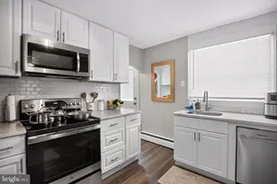 300 Walnut St, Upper Chichester, PA 19061 - Photo 17