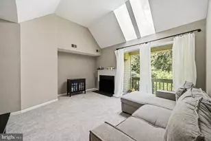 349 Cashel Ct, Aston, PA 19014 - Photo 3