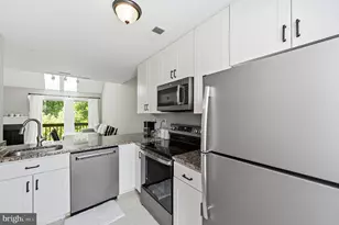 349 Cashel Ct, Aston, PA 19014 - Photo 9