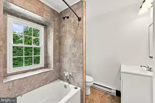 845 Upton Rd, Aston, PA 19014 - Photo 13