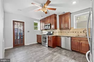300 E Township Line Rd, Havertown, PA 19083 - Photo 15