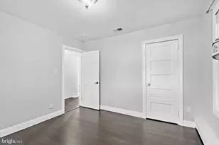 300 E Township Line Rd, Havertown, PA 19083 - Photo 23