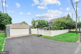300 E Township Line Rd, Havertown, PA 19083 - Photo 49