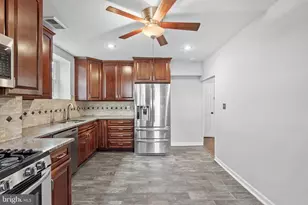 300 E Township Line Rd, Havertown, PA 19083 - Photo 17
