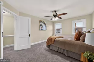 236 Wynnewood Ave, Lansdowne, PA 19050 - Photo 17