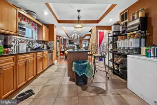 404 S 3rd St, Darby, PA 19023 - Photo 25