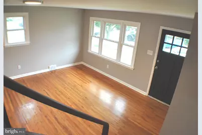 1313 Langley Street, Trainer, PA 19061 - Photo 3