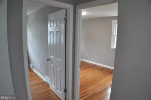1313 Langley St, Trainer, PA 19061 - Photo 17