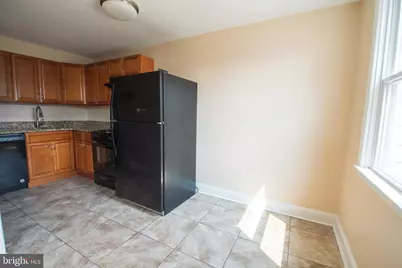 715 W Oakwood Drive, Glenolden, PA 19036 - Photo 11