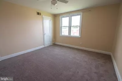 715 W Oakwood Drive, Glenolden, PA 19036 - Photo 15