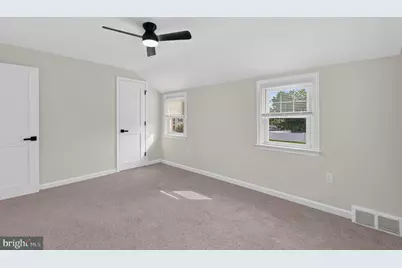 329 Holmes Road, Holmes, PA 19043 - Photo 7