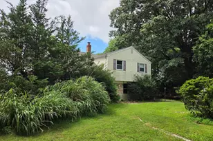 405 Hempstead Cir, Newtown Square, PA 19073 - Photo 3